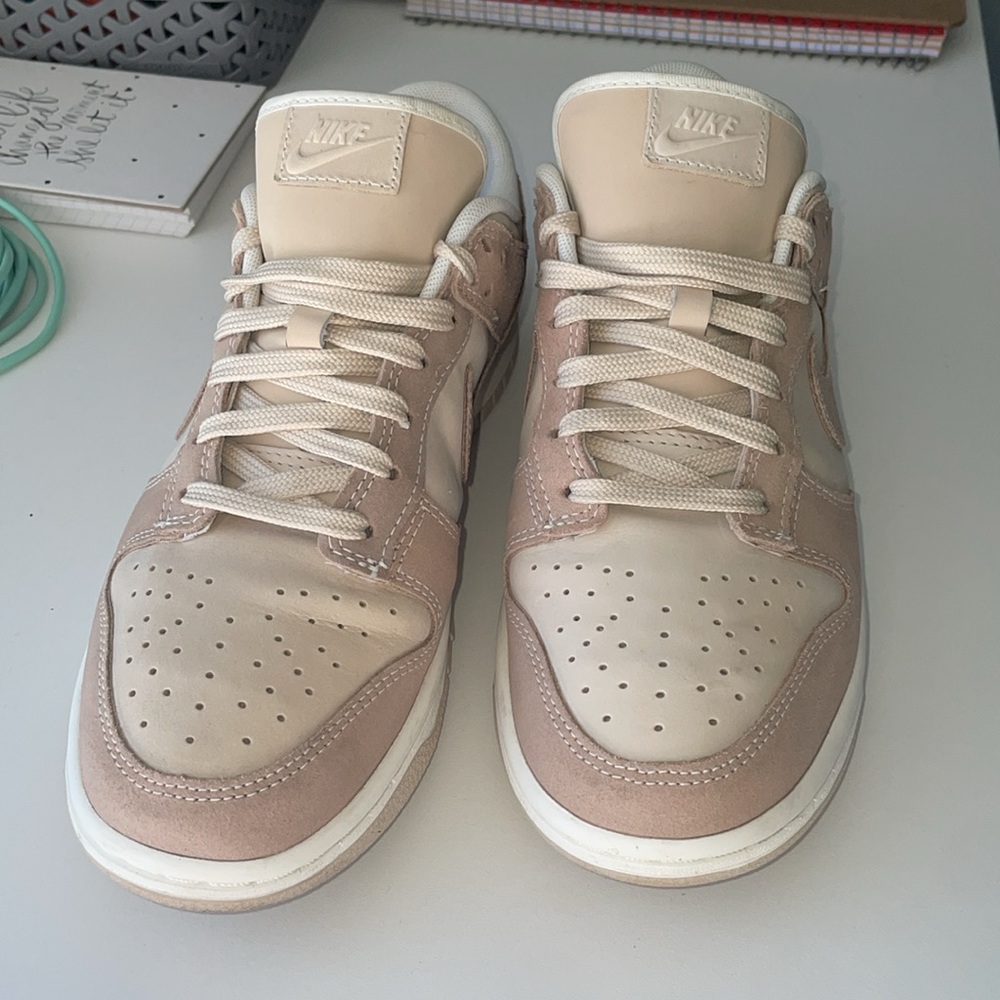 Nike Dunks Sanddrift W9 | M 7.5 - Picture 5 of 6